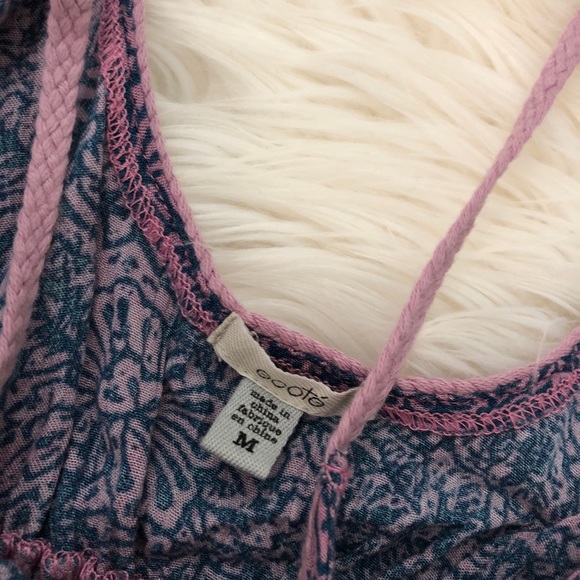 Urban Outfitters romper - Picture 4 of 5